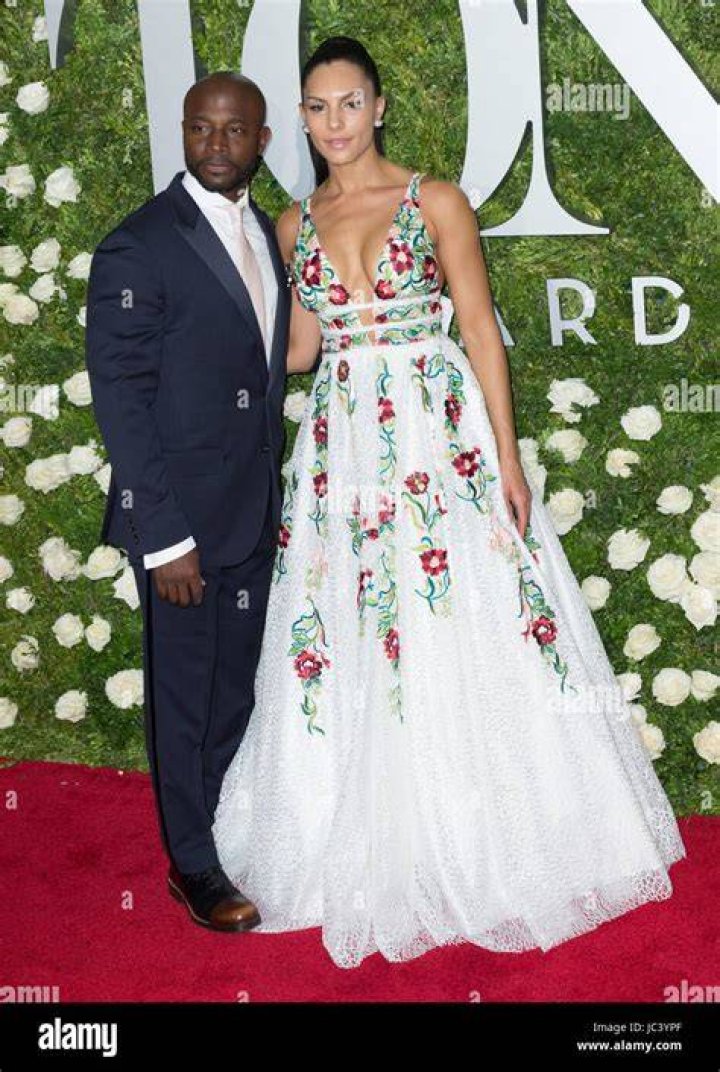 Amanza Smith Brown, Taye Diggs's Girlfriend