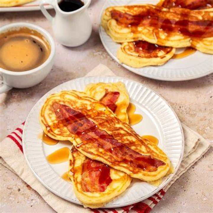Bacon Pancakes’s Girlfriend: Who is Bacon Pancakes Dating?