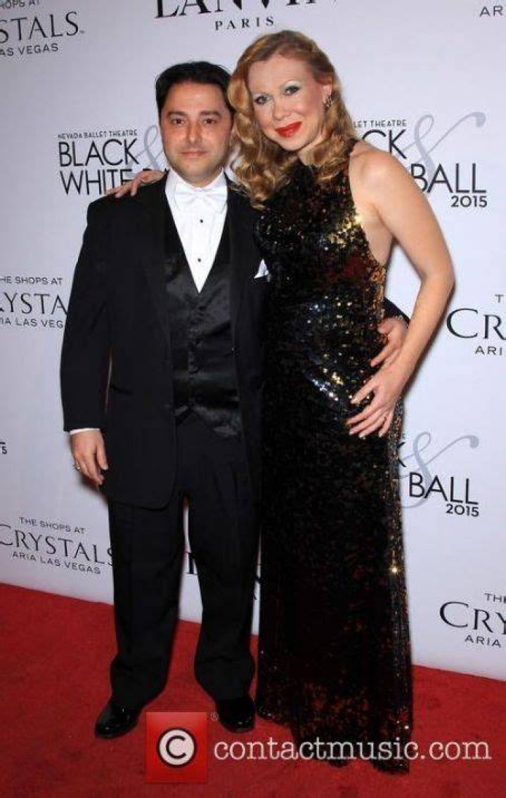 Carlo J. Farina, Oksana Baiul's Husband