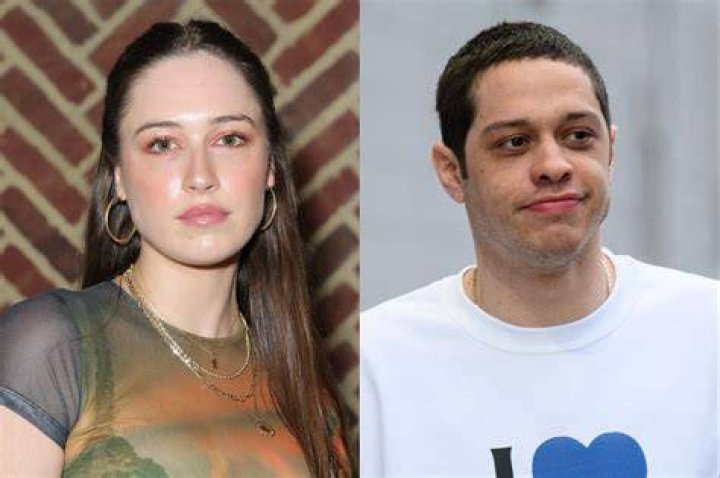Cxandler’s Girlfriend: Who is Cxandler Dating?