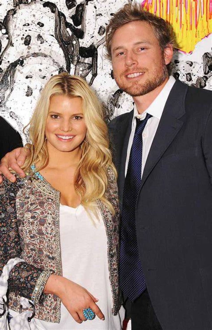 Eric Johnson, Jessica Simpson's Husband