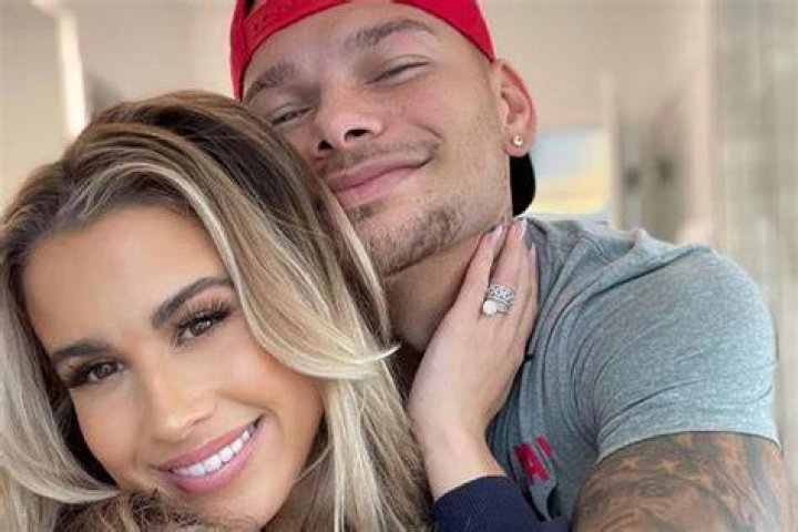 Kane Brown’s Girlfriend: Who is Kane Brown Dating?