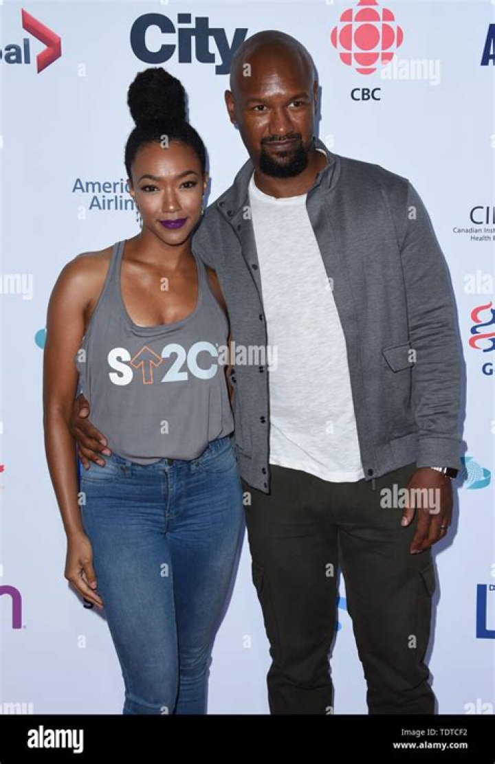 Kenric Green, Sonequa Martin-Green's Husband