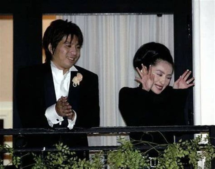 Susumu Fujita, Megumi Okina's Husband