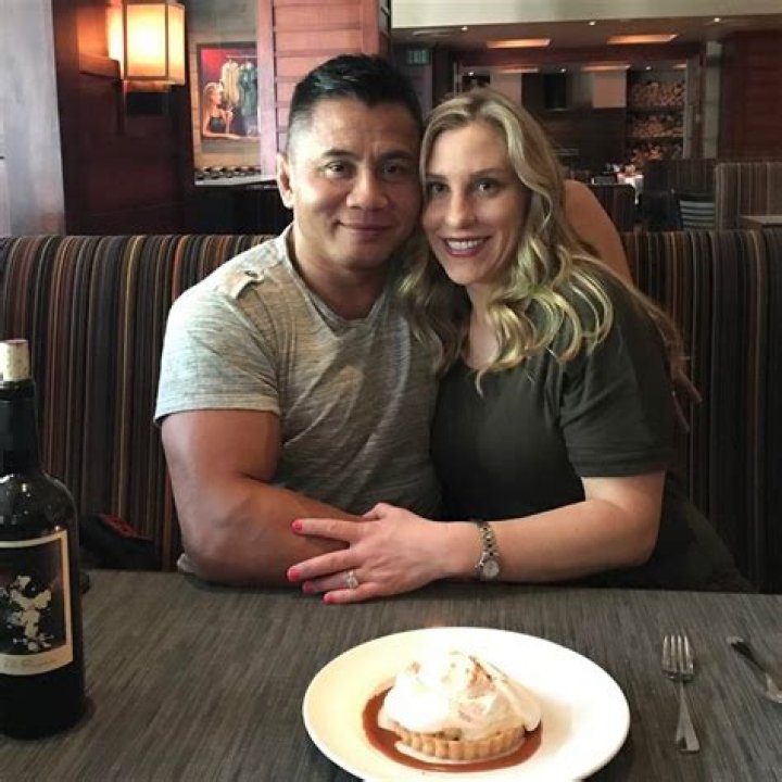 Suzanne Le, Cung Le's Wife