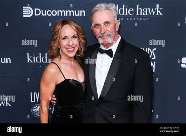 Thea Corontzos, Aaron Tippin's Wife
