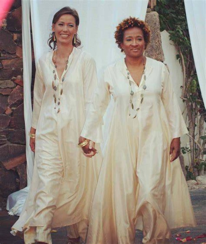Wanda Sykes’s Wife: Who is Wanda Sykes Dating?